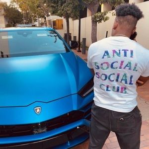 Meet your Posher, Deondre